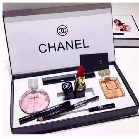 chanel gift box perfume|Chanel fragrance gift with purchase.